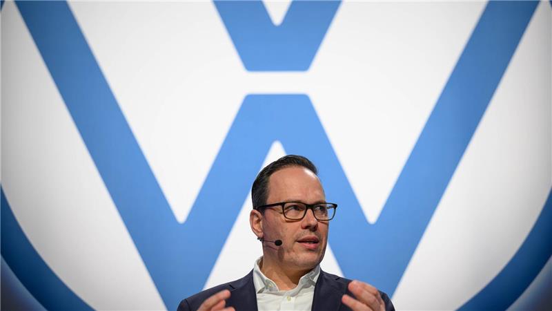 VW-Werk Zwickau behält Cupra-Modell - 35. Jubiläum Sachsens Wirtschaftsminister Dirk Panter (SPD): Das Zwickauer Volkswagen-Werk ist ein Leuchtturm in Ostdeutschland.