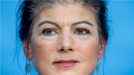 Sahra Wagenknecht gibt den Vorsitz des BSW ab.