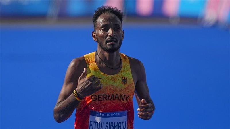 Zwei Sekunden: Fitwi verbessert deutschen Marathon-Rekord Samuel Fitwi unterbot den bisherigen deutschen Marathon-Rekord um zwei Sekunden.