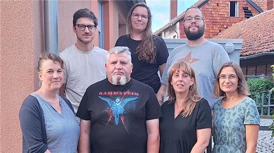 Sanna von König (v..l.), Fabian Renz-Gabriel,Thomas Vokohl, Maren Vokohl, Daniela Henzler-Gierga, Julian Harbig und Simone Kampmeier bilden gemeinsam den neuen Vorstand es Beuchter Bürgervereins.