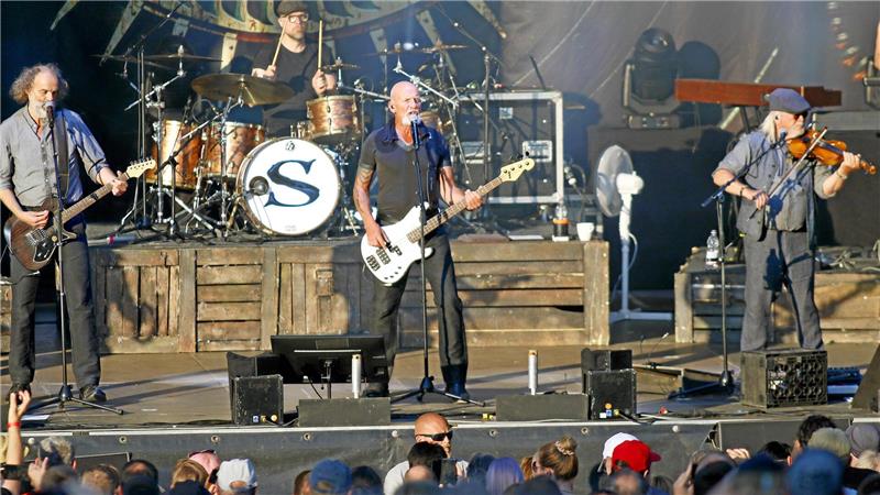 Kaiserpfalz-Open-Air 2026: Santiano kommen zurück nach Goslar Santiano zieht Tausende Besucher im Juni 2022 auf der Kaiserpfalzwiese in den Bann.