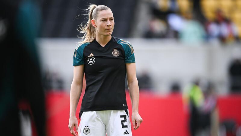 Nationalspielerin Linder wechselt nach Wolfsburg Sarai Linder wechselt von Hoffenheim nach Wolfsburg.