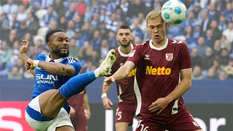 Schalke 04 kämpft sich vorerst von den Abstiegsrängen
