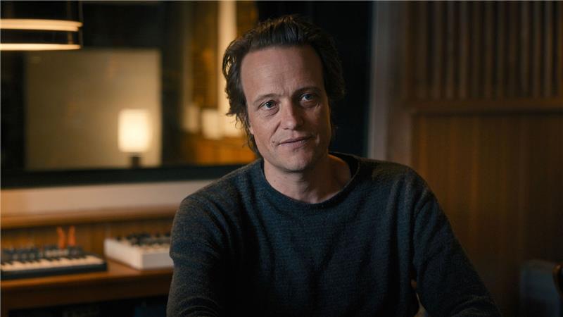 Schauspieler August Diehl in einer Szene aus «23 - Der mysteriöse Tod eines Hackers».