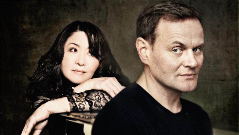 Schauspieler Devid Striesow und Pianistin Hideya Harada gestalten den Abschluss der Musiktage am 20. Juni.