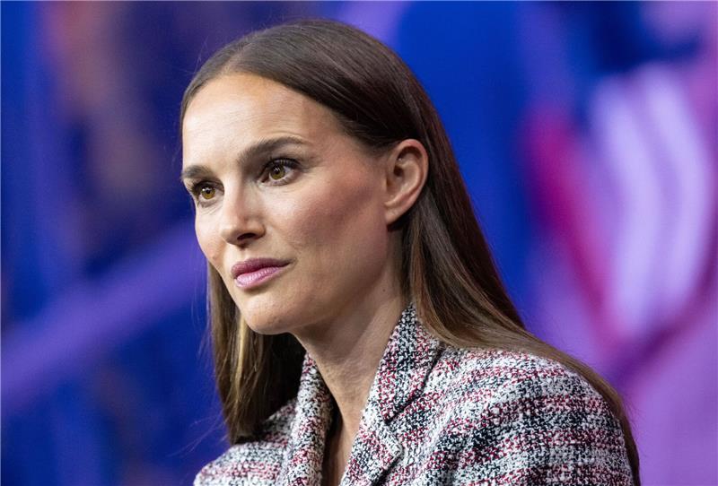 Schauspielerin Natalie Portman rät jungen Menschen von Filmkarriere ab.