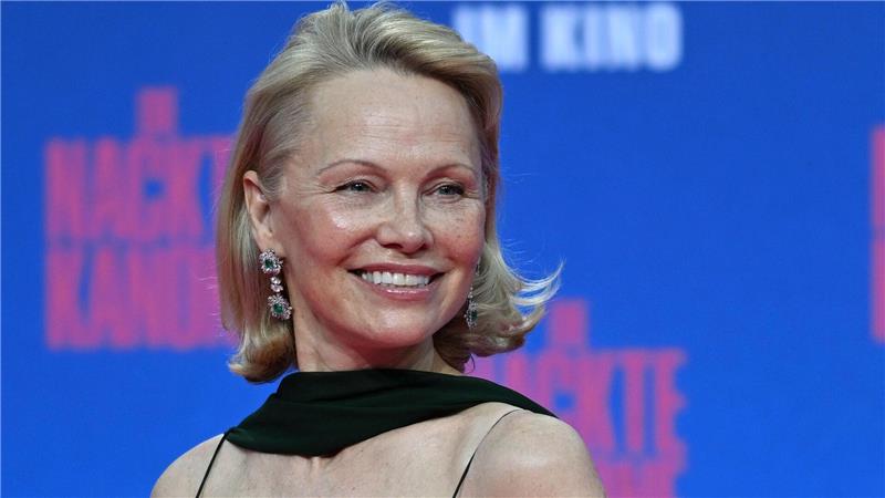 Schauspielerin Pamela Anderson hat sich ebenfalls für die Berlinale angekündigt. (Archivbild)