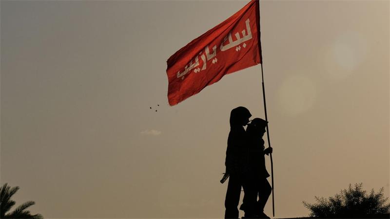Schia-Pilger ziehen in Babil im Irak nach Kerbela zum Arbaeen.
