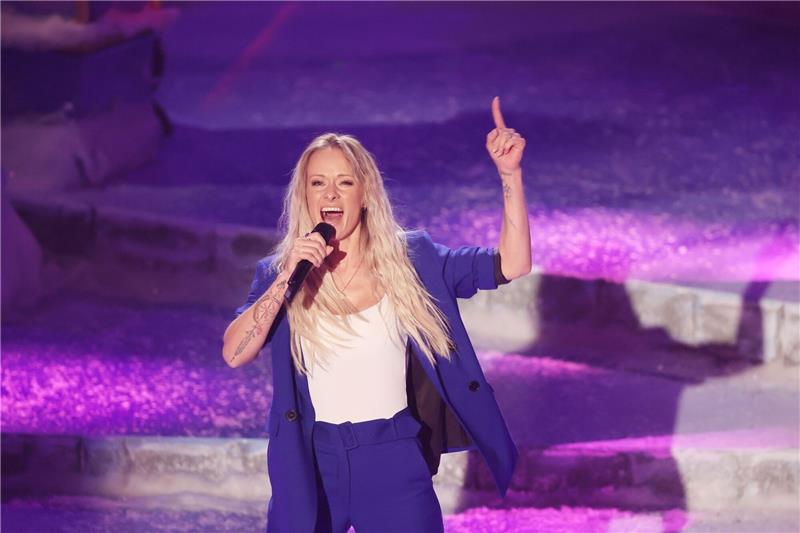 Schlagersängerin Christin Stark führt künftig durch die Chartshow «Schlager des Monats».