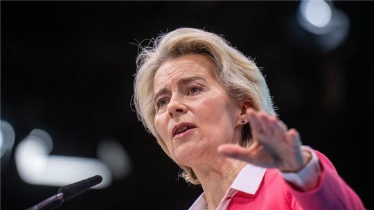 Schließt eine Kooperation mit der rechtskonservativen EKR-Fraktion nicht ausgeschlossen: Ursula von der Leyen.