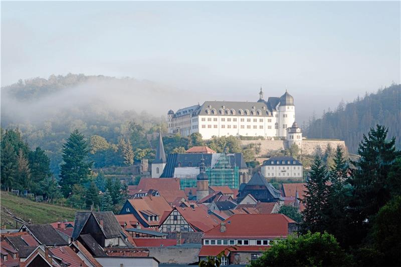 Schloss Stolberg liegt auf dem Berg zwischen Ludetal und dem Kalten Tal und war vom 12. Jahrhundert bis 1945 Sitz der Grafen beziehungsweise der späteren Fürsten zu Stolberg-Stolberg. Die mittelalterliche Burg entstand vom 13. bis zum 15. Jahrhundert. Foto: Matthias Wagner