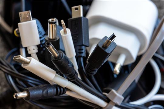 Schluss mit Kabelsalat: Ab 2024 soll USB-C der einheitliche Ladestandard in der EU sein.