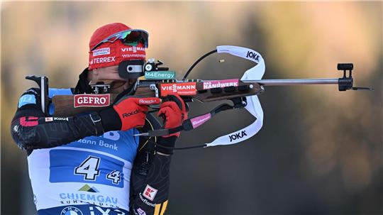 Schlussläufer Philipp Nawrath am Schießstand