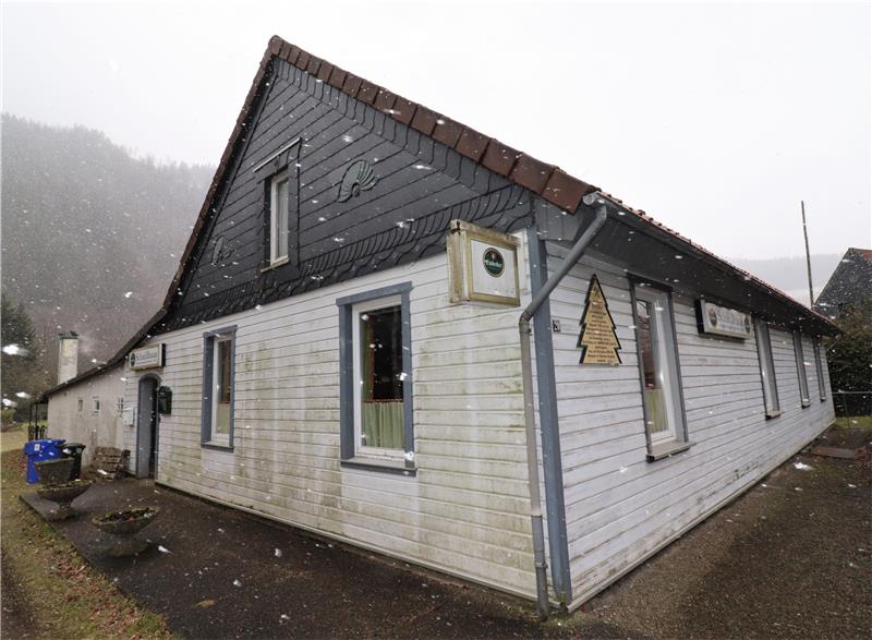 BSG Lautenthal wendet Auflösung gerade noch ab Schneefall und winterliches Wetter am Schießhaus in Lautenthal – unterkühlt war auch die Stimmungslage vor der jüngsten Mitgliederversammlung. Foto: Neddermeier