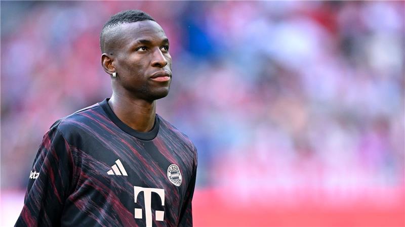 Rummenigge kontert Hoeneß: FC Bayern „nie Außenseiter“ Schnelles Wiedersehen mit den Chelsea-Kollegen: Nicolas Jackson.