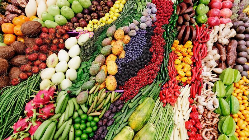 7 Fakten über vegetarische Ernährung zum Mitreden Schön bunt: Eine ausgewogene Ernährung sollte vielseitig sein.