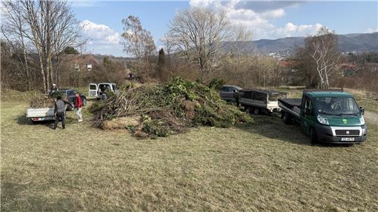 Schon am ersten Anlieferungstag ist der Andrang groß.