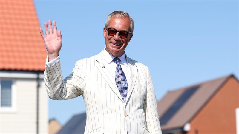Schon bei der Stimmabgabe war er gut gelaunt: Rechtspopulist Nigel Farage. 
