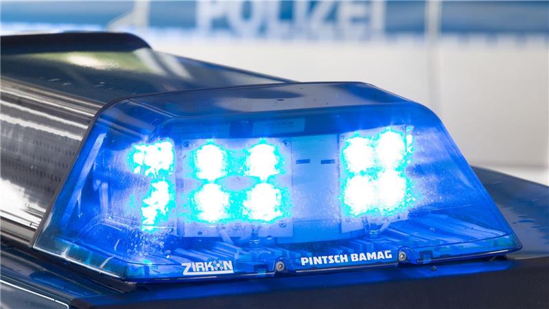 Schon länger hatte die Polizei drei mutmaßliche Drogenhändler aus Ostfriesland im Verdacht, nun wurden Beweisgegenstände gesichert. (Symbolbild) 