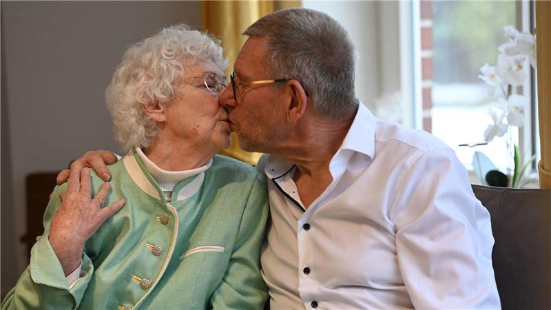 Schon nach dem ersten Treffen zwischen Ellen und Johan van Dijk kam der Heiratsantrag von Ellen. 