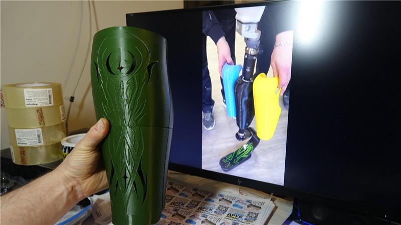 3D-Druckteile aus Deutschland helfen im Kampf der Ukraine Schoner aus dem 3D-Drucker schützen die Prothesen ukrainischer Veteranen.