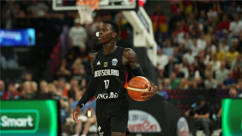 Schröder beim Spiel gegen Litauen.