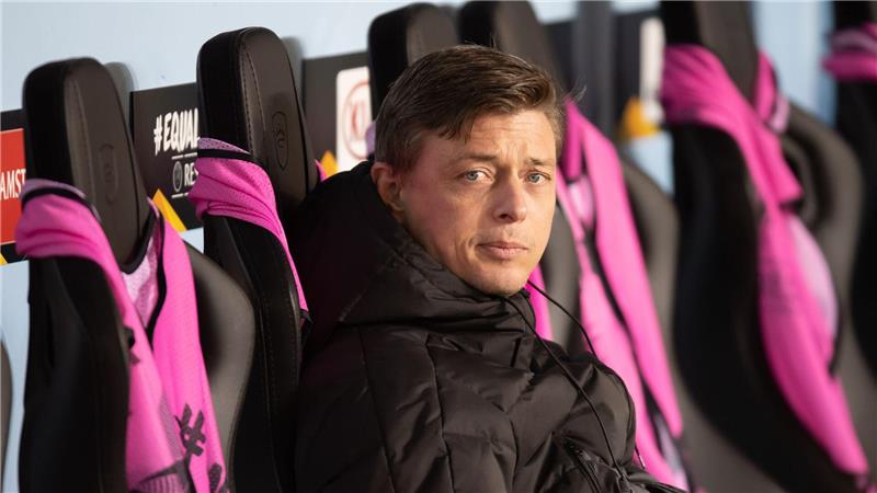 WM-Start in Gefahr: Schweden trennt sich von Coach Tomasson Schwedens Fußball-Nationaltrainer Jon Dahl Tomasson ist seinen Job los. (Archivbild)