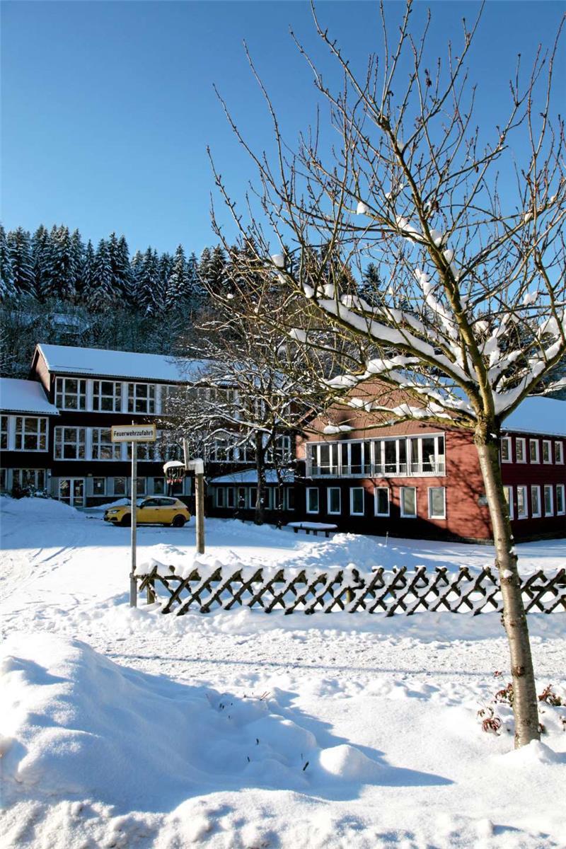 Schwer zu verkaufen: die ehemalige Grundschule Altenau.  Foto: Bertram