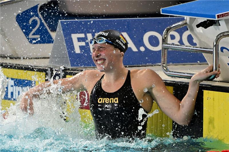 Rekordtag: Elendt, Köhler und Lagen-Staffel überzeugen Schwimmerin Angelina Köhler jubelt über ihren neuen deutschen Rekord.