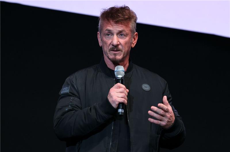 „Superpower”: Sean Penn porträtiert Wolodymyr Selenskyj Sean Penn sieht sich nach eigenem Bekunden als eine Art Botschafter der Ukraine.