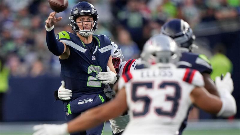 Spektakel zum NFL-Start: Titelverteidiger setzt sich durch Seattles Ersatz-Quarterback Drew Lock machte seine Sache ordentlich.