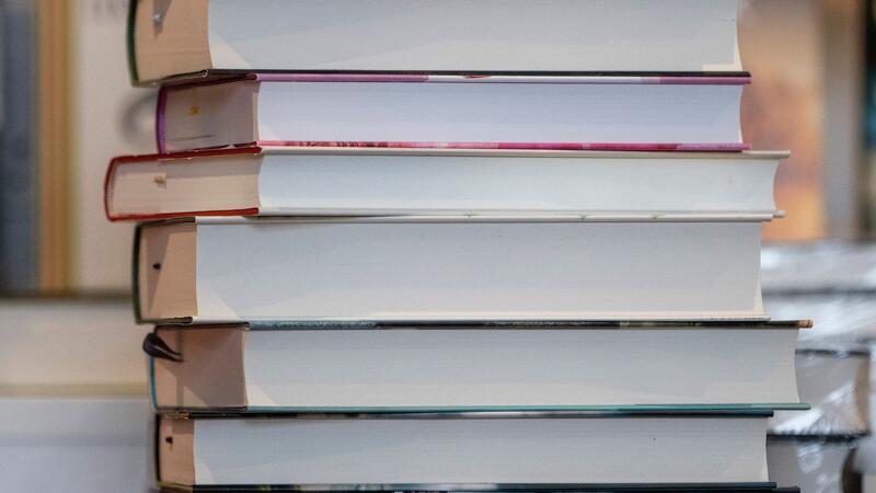 Sechs Autorinnen und Autoren können auf den Deutschen Buchpreis hoffen.