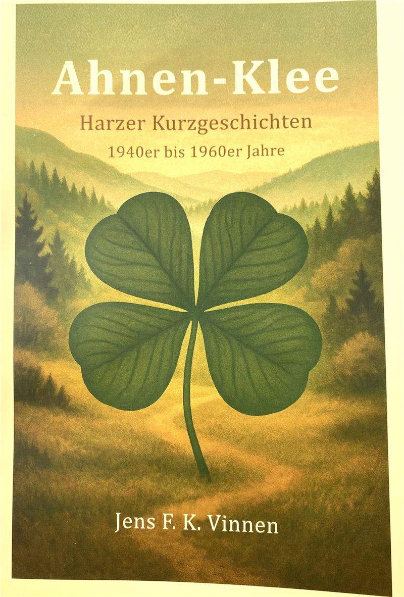Das Cover des Buchs "Ahnen-Klee" von Jens Vinnen. 