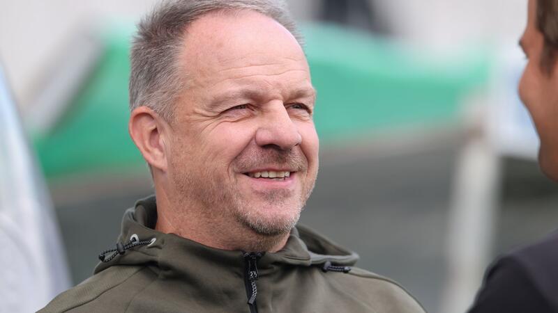 Fürth-Coach Zorniger über „Pferdchen“ und „Gewohnheitstiere“ Sein Team muss aktiver werden: Das ist der Wunsch von Fürths Trainer Alexander Zorniger.