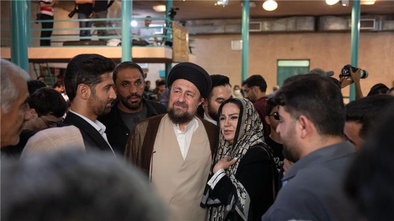 Nachfolge und Machtkämpfe: Wer führt künftig den Iran? Sein politisches Gewicht bezieht Hassan Chomeini vor allem aus seinem Familiennamen. (Archivbild)