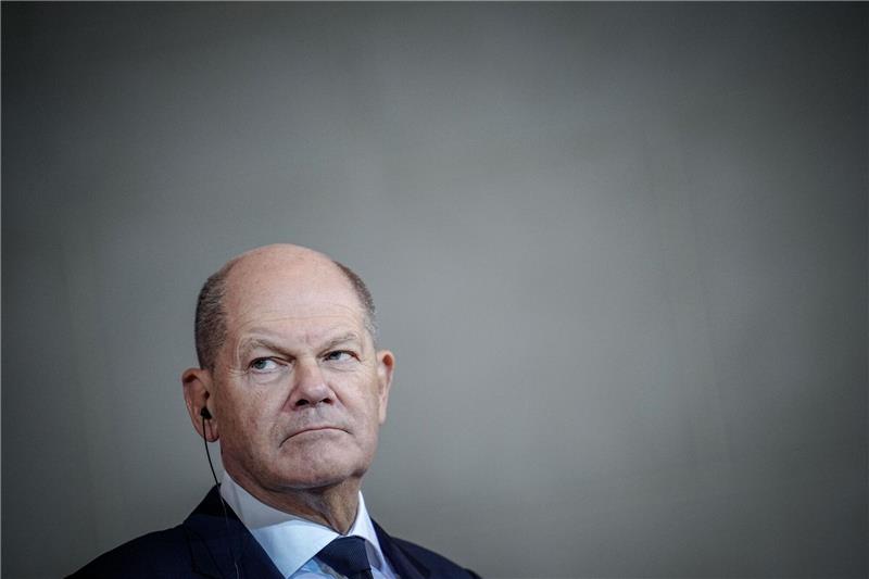 Seine Regierung gebe in der Öffentlichkeit ein «desolates Bild» ab, heißt es unter anderem in den Brief: Olaf Scholz.