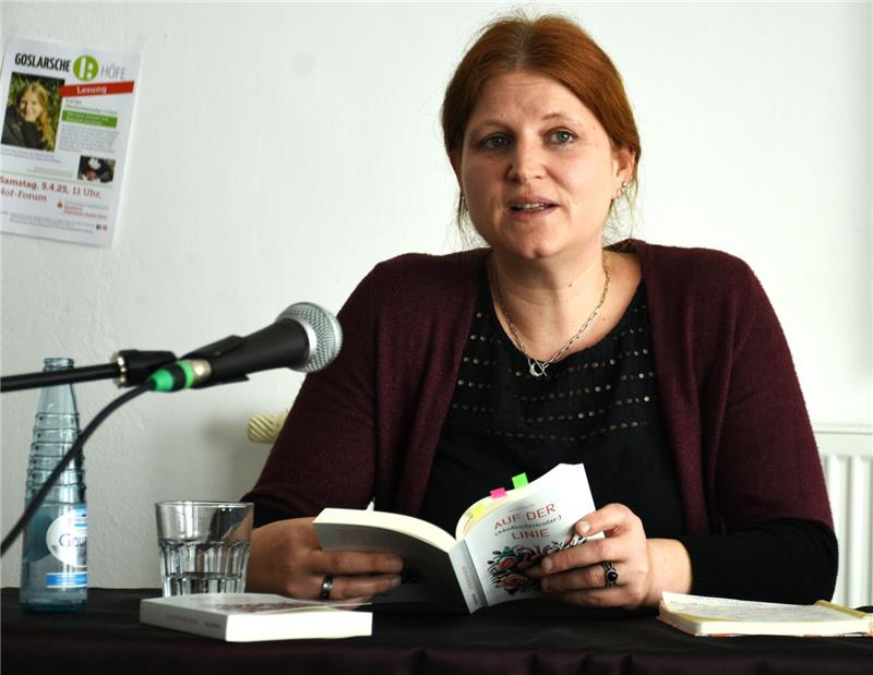 Mit Herzblut geschrieben: Hospizbuch über Leben, Tod und Liebe Seit 15 Jahren Hospizschwester, seit 5 Jahren außerdem Autorin: Susanne Kirchner liest auf den Höfen aus ihrem zweiten Roman vor.