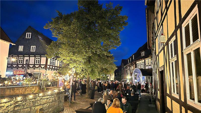 Goslarer Altstadtfest: Auf den Nebenbühnen tobt das Leben Seit 2024 wird Musik auch wieder an der Abzucht gespielt.