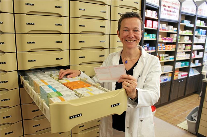 Oberharzer Apothekerin warnt vor schwieriger Lage Seit 26 Jahren: Eva Peinemann betreibt die Roemer-Apotheke in Clausthal-Zellerfeld. Foto: Wendt