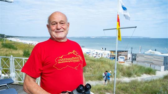 Seit 50 Jahren hat Holger die Ostsee vor Binz im Blick.