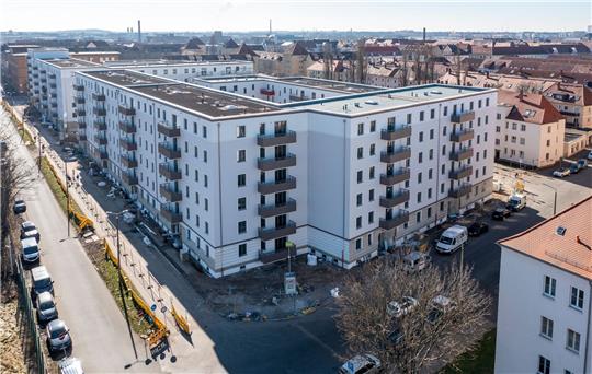 Seit Jahren nimmt in Deutschland die Zahl der Sozialwohnungen ab. Dies hat nicht nur Folgen für wohnungssuchende Menschen mit wenig Geld, sondern laut einer Studie auch für die Finanzen des Staates.