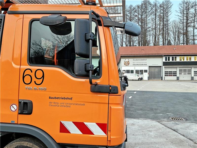 Clausthal will Verluste des Bauhofes vorzeitig ausgleichen Seit Jahren verzeichnet der Baubetriebshof in Clausthal-Zellerfeld Verluste. Für die Jahre 2019 bis 2022 will die Stadt die Defizite in Höhe von rund 653.000 Euro bereits jetzt ausgleichen. Der Finanzausschuss hat sich einstimmig dafür ausgesprochen. Foto: Knoke