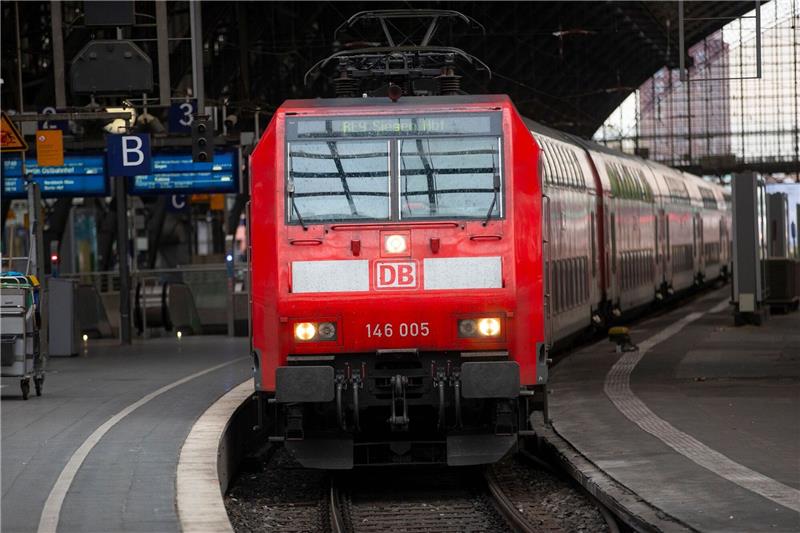 Bahn: Tarifverhandlungen werden fortgesetzt Seit Monaten verhandeln die Deutsche Bahn und die Eisenbahn- und Verkehrsgewerkschaft EVG.