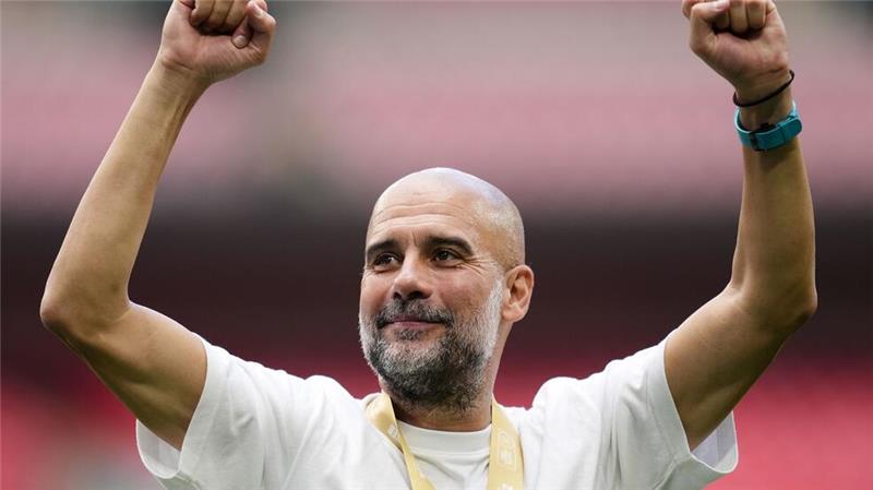 Pep hat noch nicht fertig: Guardiola bis 2027 bei Man City Seit Pep Guardiola bei Manchester City Trainer ist, gab es viele Erfolge zu bejubeln.