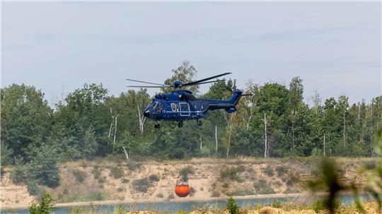Seit Tagen läuft der Einsatz gegen den Waldbrand auf dem ehemaligen Truppenübungsplatz.