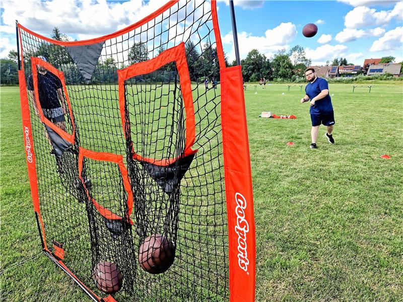 Seit diesem Semester wird erstmals Flag-Football an der TU Clausthal angeboten.  Foto: Knoke