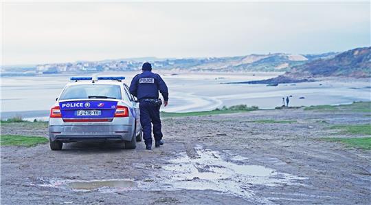 Seit längerem überqueren viele Migranten mit Schlauchbooten von der nordfranzösischen Küste aus den Ärmelkanal nach Großbritannien (Symbolbild).
