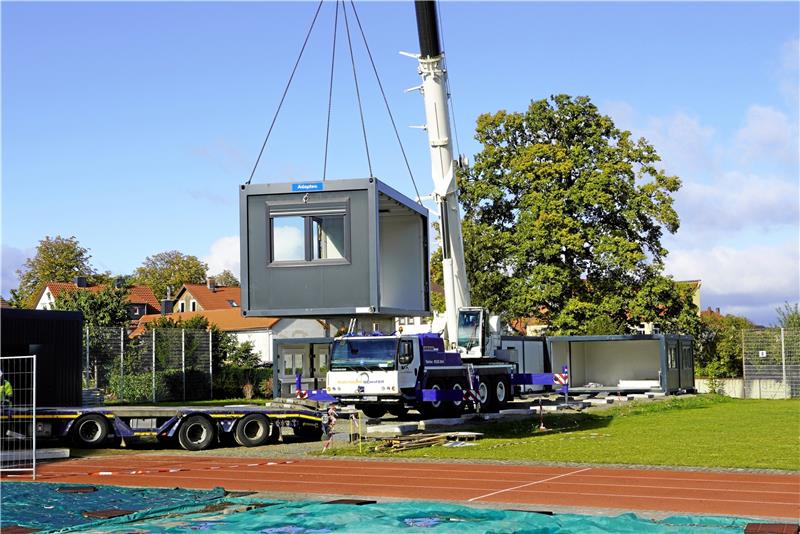 Seit zwei Jahren wird die Raumnot am WvS-Gymnasium mit Containern gelindert. Foto: GZ-Archiv