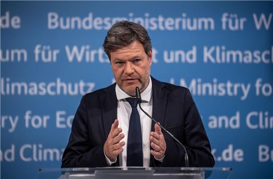 «Selbverständlich findet sehr viel der Umsetzung auf Länder- oder kommunaler Ebene statt», sagte  Bundeswirtschaftsminister Robert Habeck.