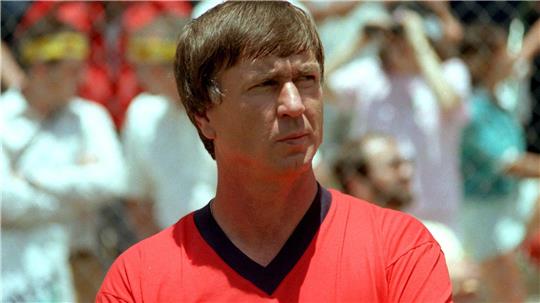 Sepp Piontek erlangte als Trainer der dänischen Nationalmannschaft Kultstatus in Dänemark. (Archivbild)